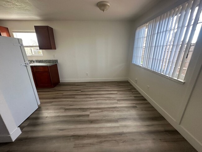 Foto del edificio - 1948 Country Club Ct