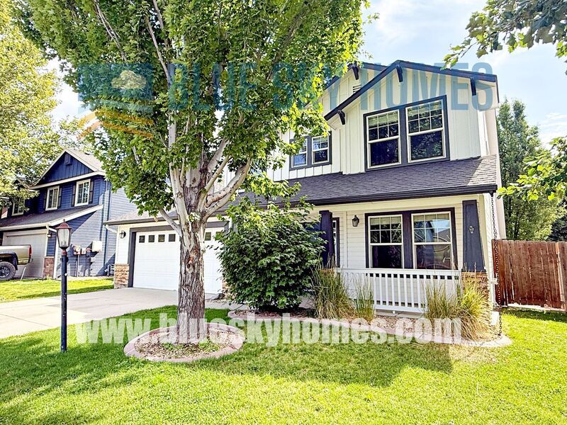 Foto principal - 5930 N Silver Maple Ave