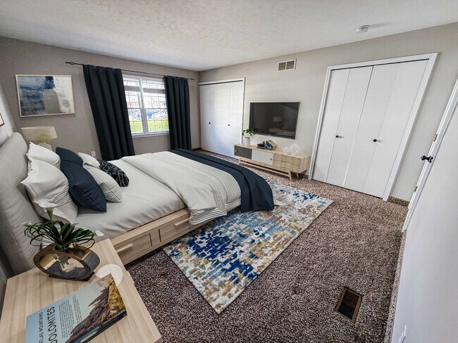 Foto del edificio - Pinnacle Townhomes