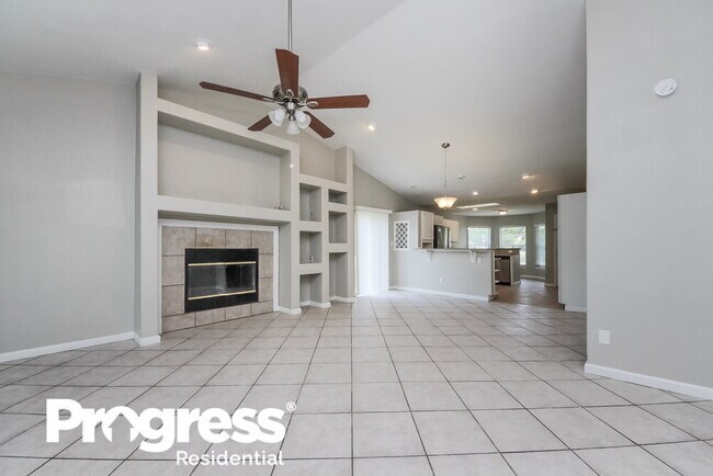 Foto del edificio - 2976 Oaktree Dr