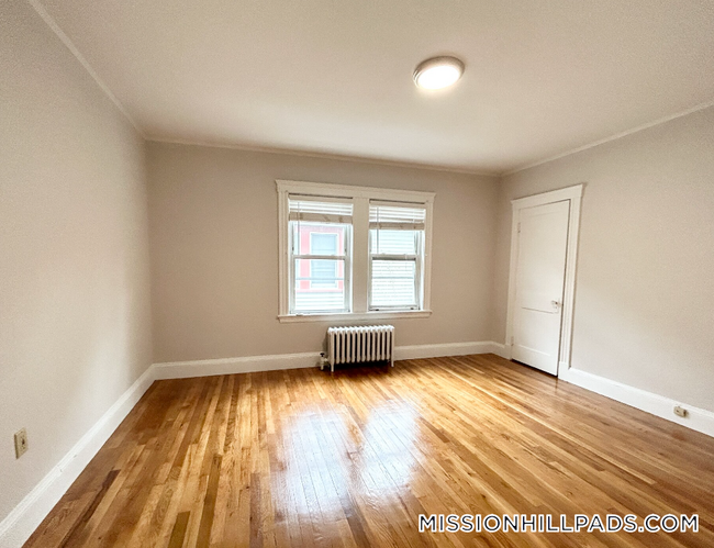Foto del edificio - 120 Hillside St