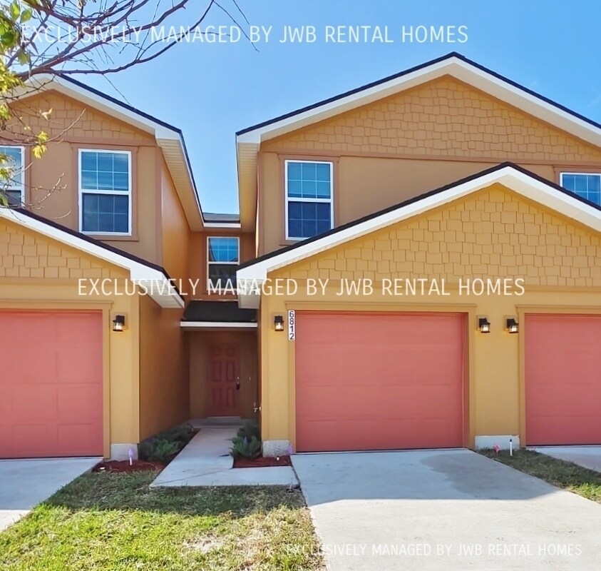 6812 Lake Mist Ln, Jacksonville, FL 32210 Townhome Rentals in