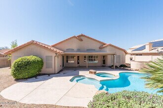 Building Photo - 7910 W Adobe Dr