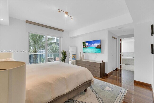 Foto del edificio - 1331 Brickell Bay Dr