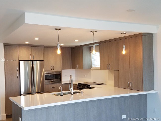 Building Photo - EDEN POINT NORTH CONDO