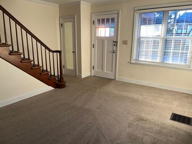 Foto del edificio - 1682-1688-1688 Wyandotte Rd