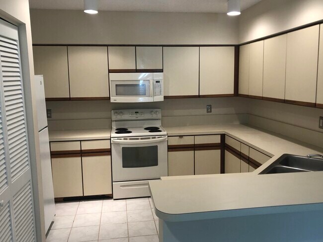 Building Photo - 1803  Mainsail Circle  Jupiter Fl 33477