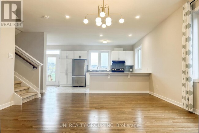 Photo du bâtiment - 324 Canadensis Ln