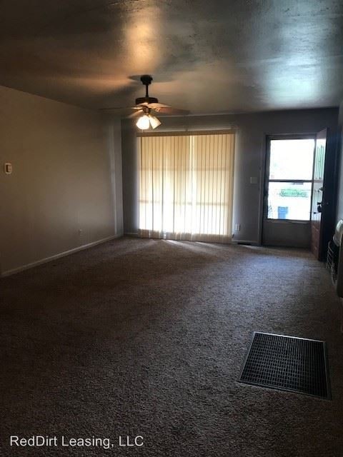 Foto del edificio - 2 br, 1 bath House - 5824 S. Broadway Ave.