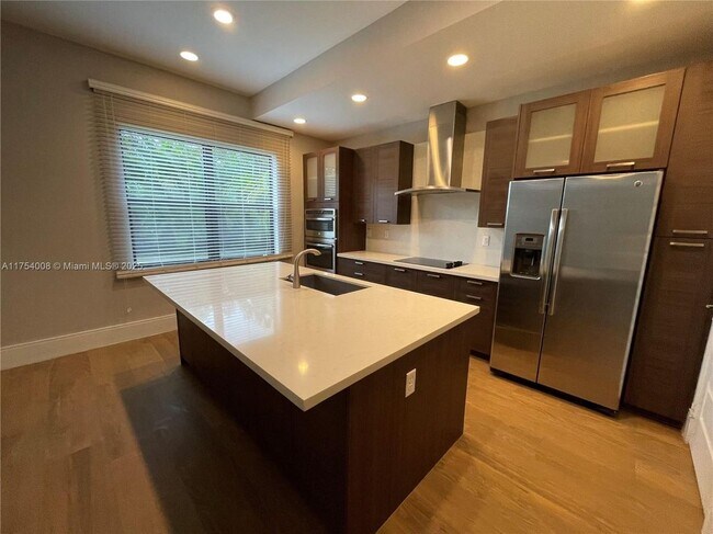 Foto del edificio - 16002 SW 136 Way