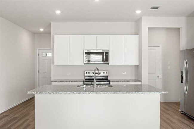 Building Photo - 12811 Village Spun Plz