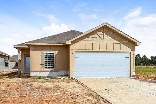 Building Photo - 15651 Plum Brk Dr