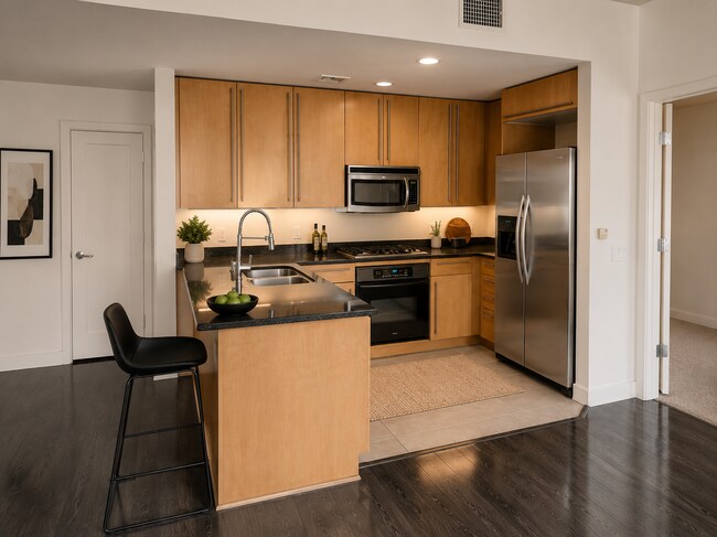 Foto del edificio - Luxury 16th floor West Facing View 2-bedroom 2-bath in Cortez Blu Building Downtown