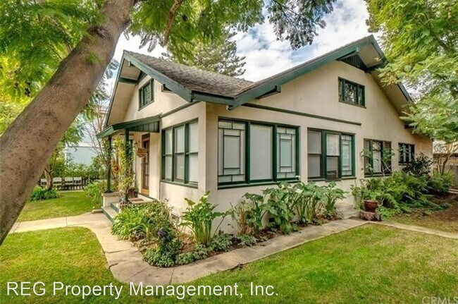 Building Photo - 960-960 Pismo St