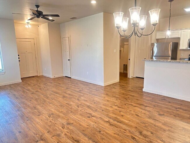 Building Photo - Modern Two Bedroom Townhome In Cooper!