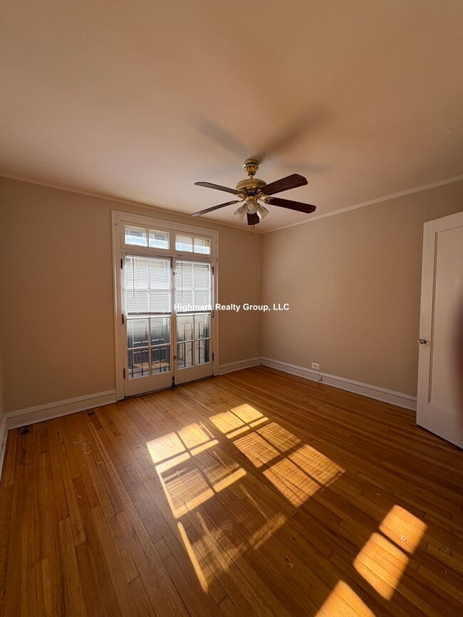 Building Photo - 909 Elmwood Ave