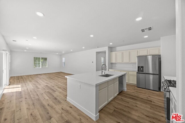 Building Photo - 15769 Agave Ave