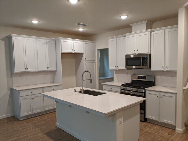 Building Photo - 6433 E Malbec Dr