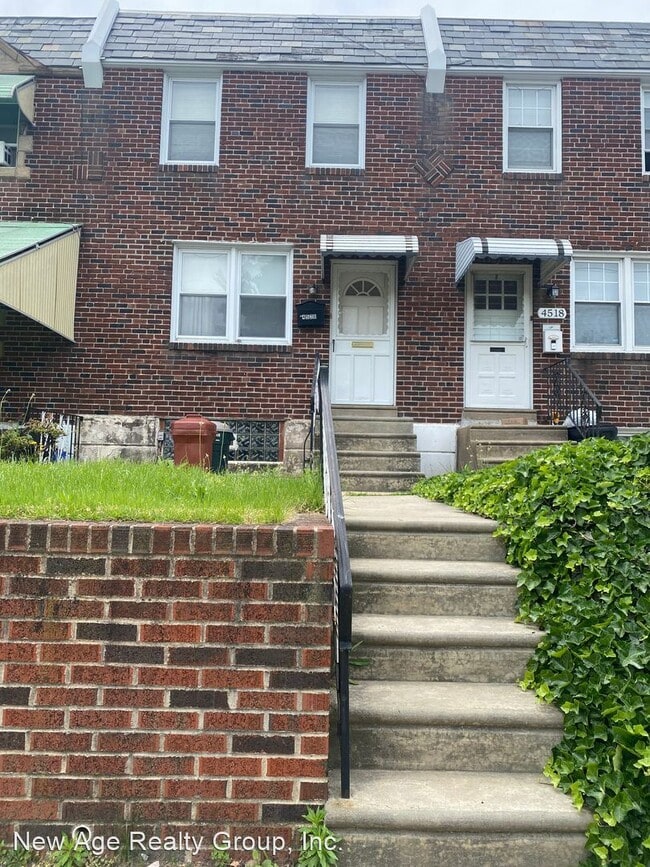 Building Photo - 2 br, 1 bath House - 4520 Robbins Street