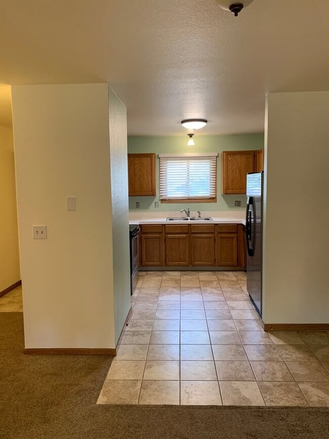 Building Photo - 3430 Sun Disk Ct