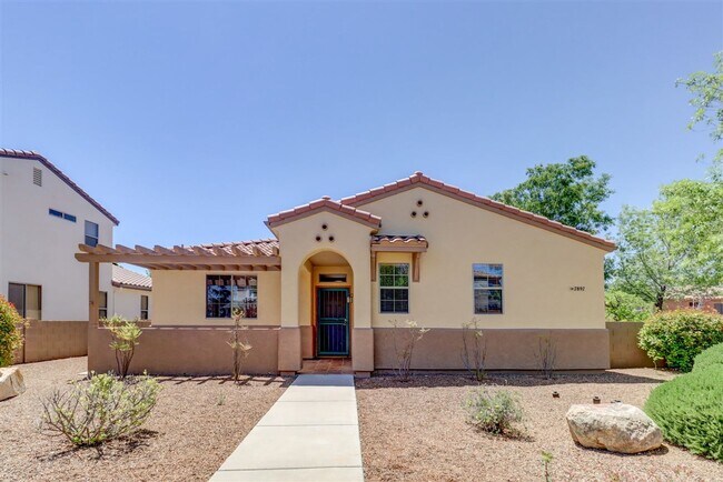 Building Photo - Two Bedroom, Two Bathroom Home with Office...