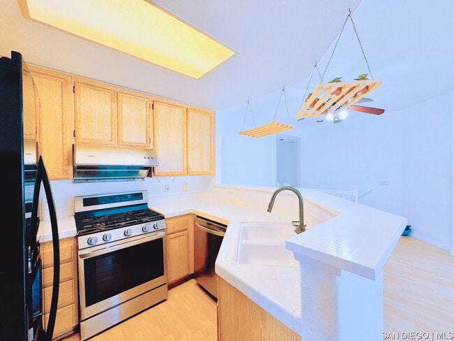 Building Photo - 11892 Scripps Creek Dr