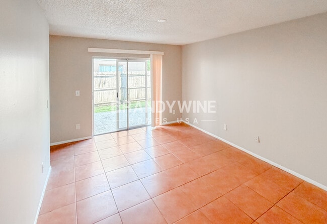 Foto del edificio - 7821 Farnsworth Ct