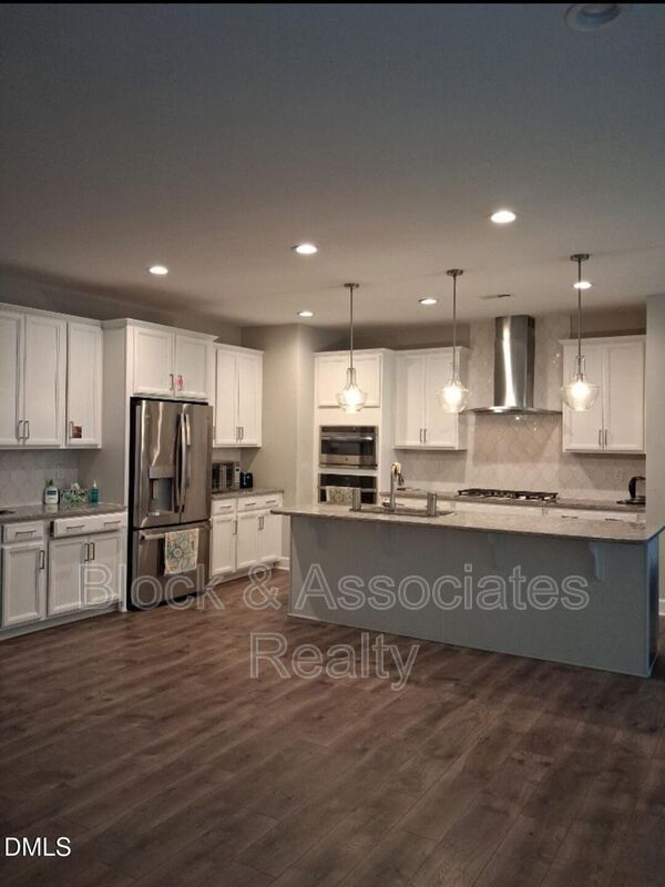 Foto del edificio - 2020 S Ridge Dr