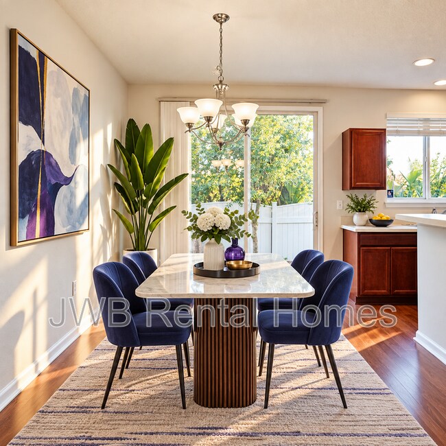 Foto del edificio - 2394 Sunset Bluff Dr