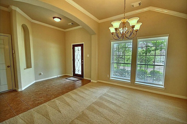 Building Photo - 51 N Spinning Wheel Cir
