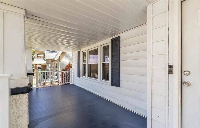 Building Photo - 1647 Bunts Rd