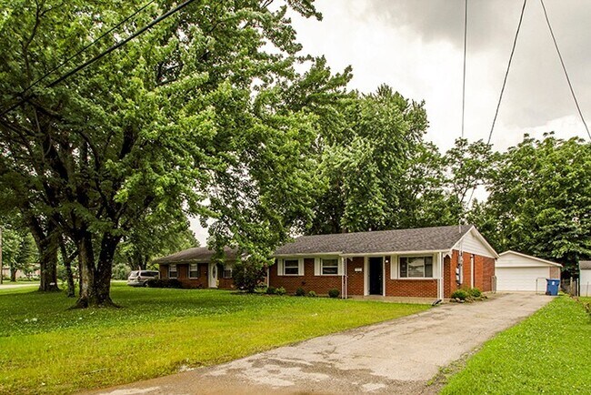 Foto del edificio - Everything' Is Updated!  4BR, 1BA -  Fully...