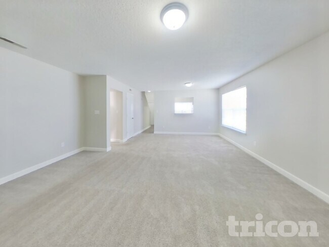 Building Photo - 4669 Driftwood Ln