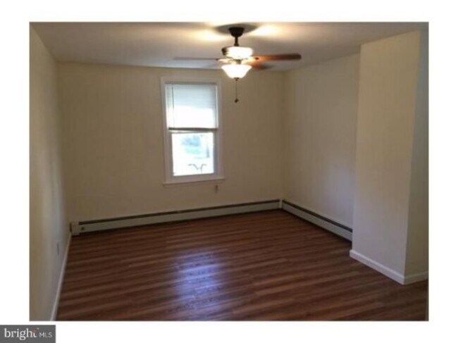 Building Photo - 15 Doughty St