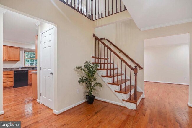 Foto del edificio - 5105 PHEASANT Rd