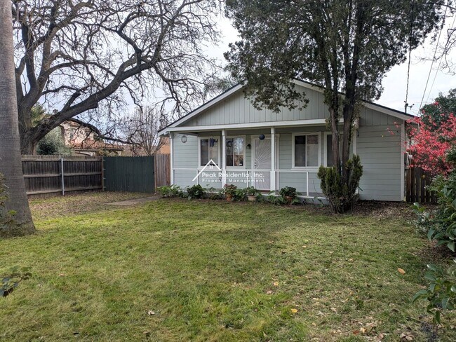 Foto del edificio - Updated Sacramento 2bd/1ba House Near UCD!