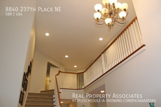 Building Photo - Single Family Home in Redmond Ridge