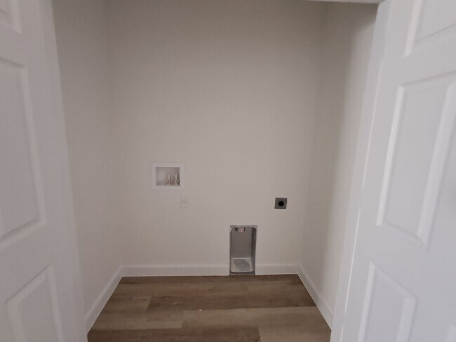 Foto del edificio - 4537-4539 26th St SW