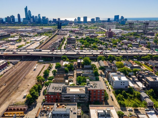 Foto del edificio - 1621 S Halsted St