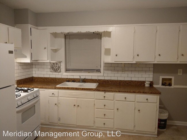 Building Photo - 3 br, 1 bath House - 2720 Cherry Laurel Lane