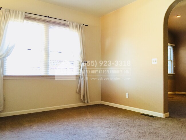 Foto del edificio - 1324 Blewett Ave