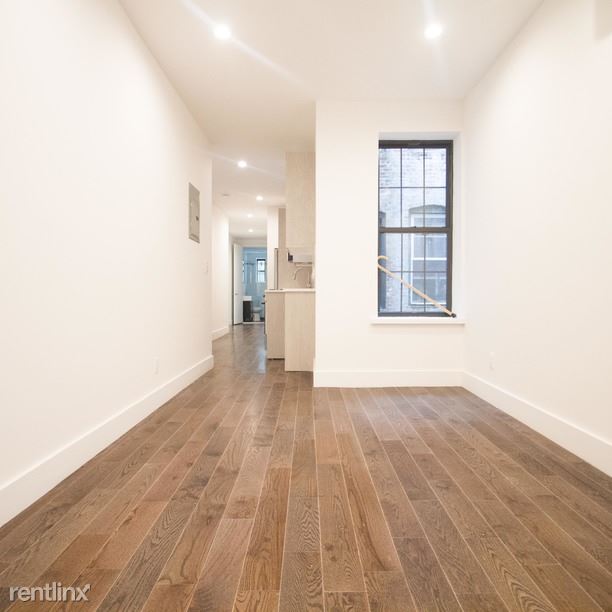 Foto del edificio - 1673 Woodbine St