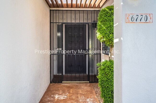 Photo - Beautiful Townhouse Overlooking The Golf C...