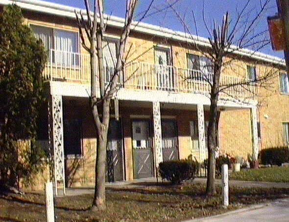 Primary Photo - 17-21 Vanderbilt Dr