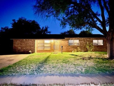 Primary Photo - 1007 E Lons St
