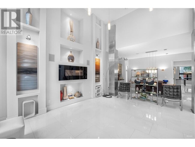 Building Photo - 67XX Coltsfoot Dr