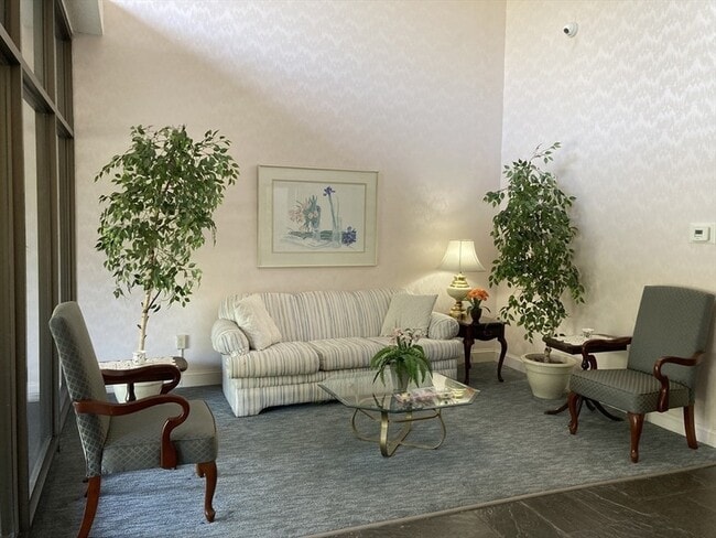 Photo - 1 Summit Dr Apartment