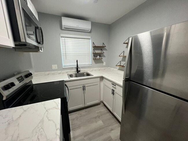 Foto del edificio - 351 Ave N NE