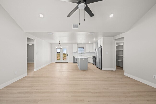 Foto del edificio - 10517 East C R 7400