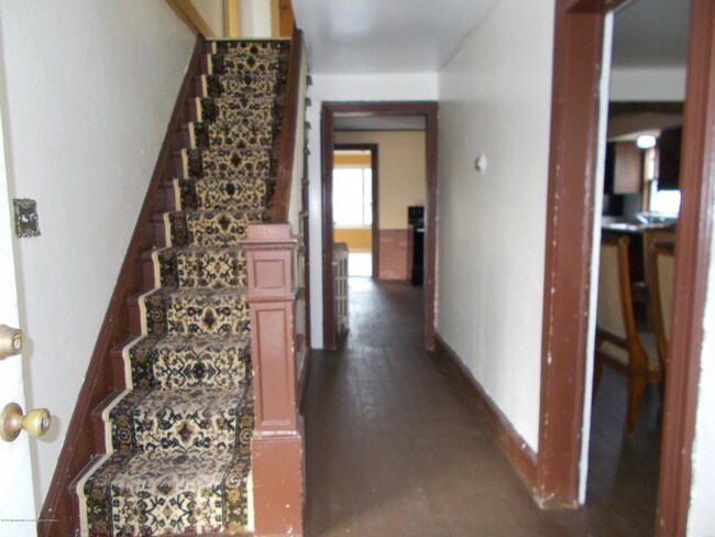 Foto del edificio - 319 Grawtown Rd